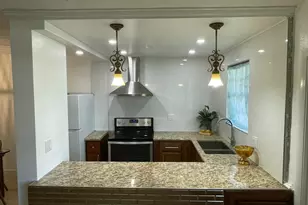 30 SE 13th St, Boca Raton, FL 33432 - Photo 4