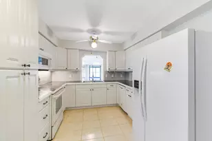 13257 Touchstone Pl, Palm Beach Gardens, FL 33418 - Photo 16