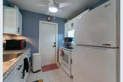 119 SW 9th Street, Boynton Beach, FL 33426 - Photo 8