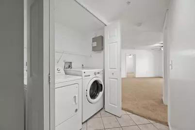 4159 N Haverhill Road #1307, West Palm Beach, FL 33417 - Photo 2