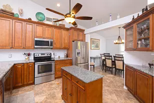 613 SE Dean Terrace, Port Saint Lucie, FL 34984 - Photo 6
