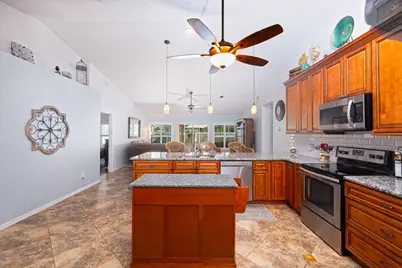 613 SE Dean Terrace, Port Saint Lucie, FL 34984 - Photo 8