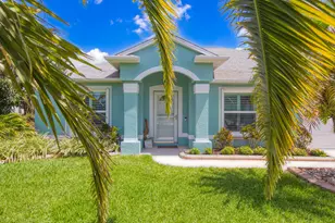 613 SE Dean Terrace, Port Saint Lucie, FL 34984 - Photo 2