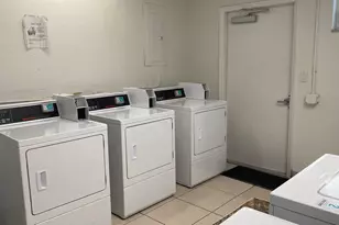 924 SE 2nd St, Fort Lauderdale, FL 33301 - Photo 6