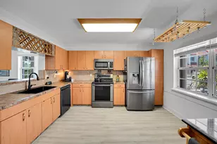 9499 NW 42nd St, Sunrise, FL 33351 - Photo 8