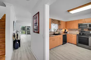 9499 NW 42nd St, Sunrise, FL 33351 - Photo 6