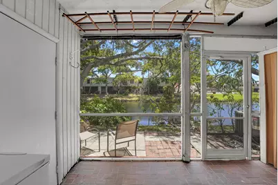 9499 NW 42nd Street, Sunrise, FL 33351 - Photo 32