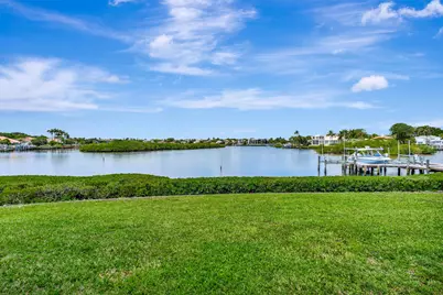2704 Captains Way, Jupiter, FL 33477 - Photo 2
