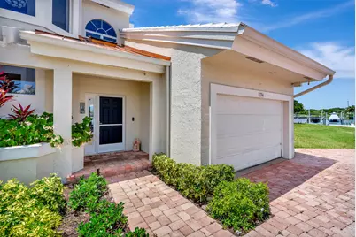 2704 Captains Way, Jupiter, FL 33477 - Photo 1