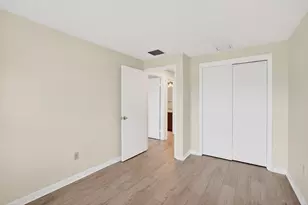 321 Gulfstream Rd, Dania Beach, FL 33004 - Photo 12