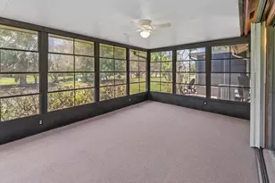 1526 SE Dewberry Ct, Port Saint Lucie, FL 34952 - Photo 8