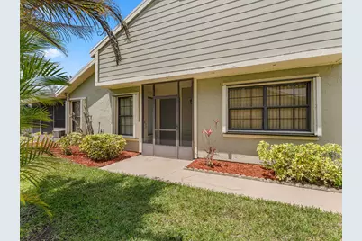 1526 SE Dewberry Court, Port Saint Lucie, FL 34952 - Photo 4