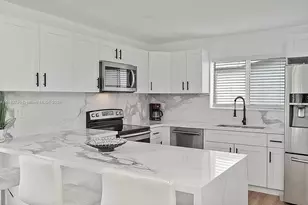 3705 Garden Ln, Miramar, FL 33023 - Photo 2