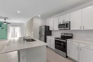 2405 88th Ave, Vero Beach, FL 32966 - Photo 10
