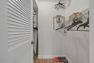 371 S Hollybrook Dr, Pembroke Pines, FL 33025 - Photo 12