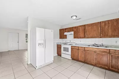 4807 Gulfstream Road, Lake Worth, FL 33461 - Photo 6