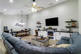 1228 NW Sun Terrace Cir, Port Saint Lucie, FL 34986 - Photo 8