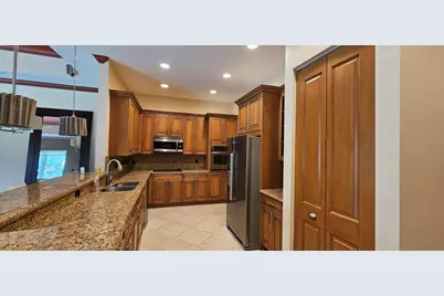 16117 Emerald Estates Drive, Weston, FL 33331 - Photo 10