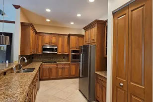 16117 Emerald Estates Dr, Weston, FL 33331 - Photo 10