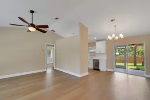 405 12th Ave, Vero Beach, FL 32962 - Photo 8