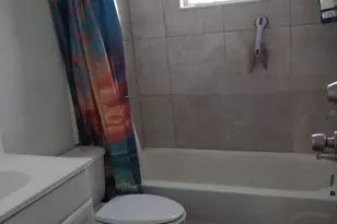 803 SE Tarpon Ave SE, Stuart, FL 34994 - Photo 4