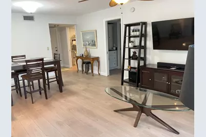 5520 Tamberlane Circle #208, Palm Beach Gardens, FL 33418 - Photo 4