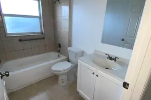 618 NE 1st St, Boynton Beach, FL 33435 - Photo 14