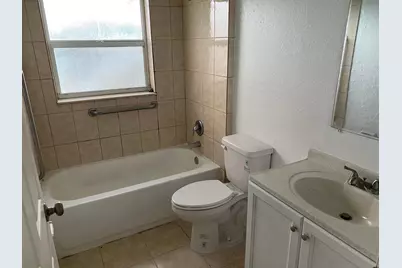 618 NE 1st Street #B, Boynton Beach, FL 33435 - Photo 8