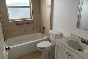 618 NE 1st St, Boynton Beach, FL 33435 - Photo 8