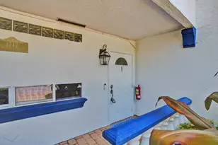 1717 N Riverside Dr, Pompano Beach, FL 33062 - Photo 2