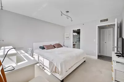 19601 E Country Club Drive #7505, Aventura, FL 33180 - Photo 6