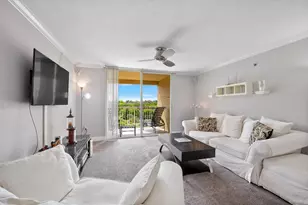 19601 E Country Club Dr, Aventura, FL 33180 - Photo 2