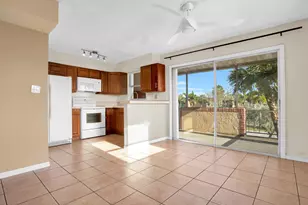 1100 SE 4th Ave, Deerfield Beach, FL 33441 - Photo 10