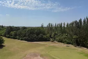 3150 N Palm Aire Dr, Pompano Beach, FL 33069 - Photo 2
