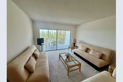 3150 N Palm Aire Drive #804, Pompano Beach, FL 33069 - Photo 4