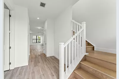 911 SW Newfield Avenue, Palm City, FL 34990 - Photo 2