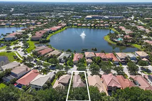 12077 Aviles Cir, Palm Beach Gardens, FL 33418 - Photo 2