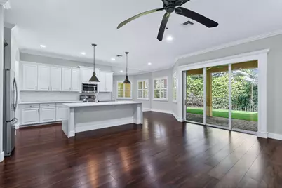 12077 Aviles Circle, Palm Beach Gardens, FL 33418 - Photo 14