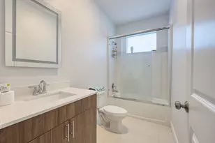 941 Fitch Dr, West Palm Beach, FL 33415 - Photo 6