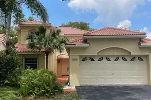 1328 Bayview Cir, Weston, FL 33326 - Photo 1