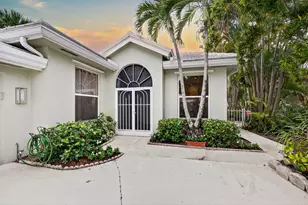 1205 Bear Island Dr, West Palm Beach, FL 33409 - Photo 6