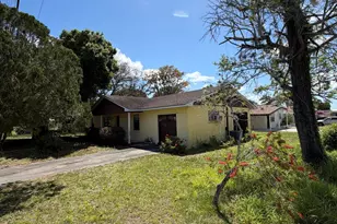 1709 N 22nd St, Fort Pierce, FL 34950 - Photo 2