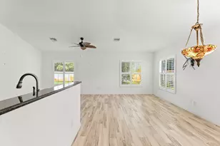 1649 SW Hampshire Ln, Port Saint Lucie, FL 34953 - Photo 14