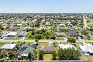 1649 SW Hampshire Ln, Port Saint Lucie, FL 34953 - Photo 28