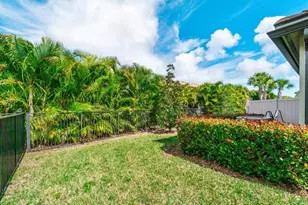 8301 Catria Ln, Lake Worth, FL 33467 - Photo 20