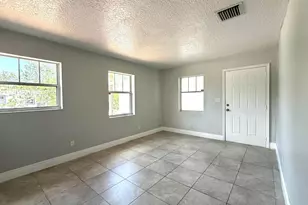 1025 SW 2nd Ct, Fort Lauderdale, FL 33312 - Photo 1