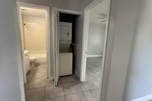 1025 SW 2nd Ct, Fort Lauderdale, FL 33312 - Photo 8