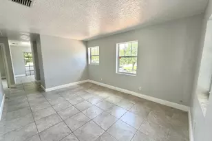 1025 SW 2nd Ct, Fort Lauderdale, FL 33312 - Photo 2