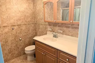 6651 Racquet Club Dr, Lauderhill, FL 33319 - Photo 20
