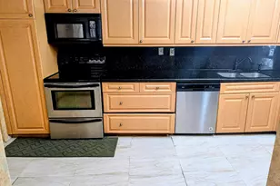 6651 Racquet Club Dr, Lauderhill, FL 33319 - Photo 4